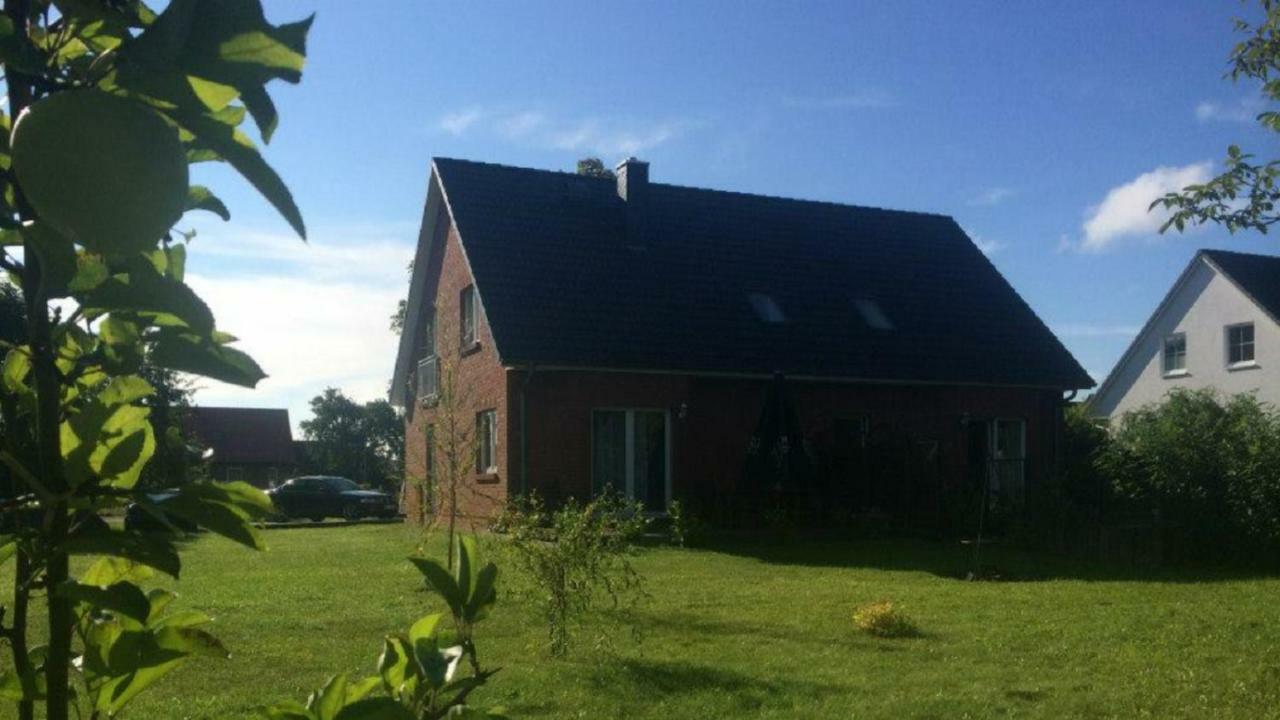 Fewo S Runde Wiese Rw Greifswald Esterno foto